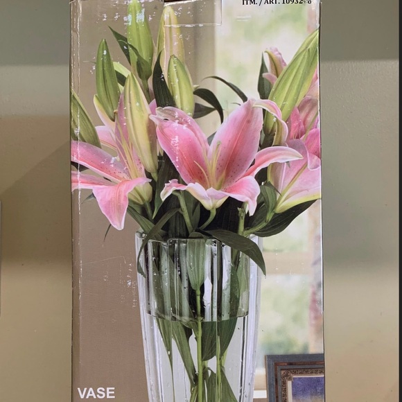 Beautiful Crystal King Vase BNIB 11” - Picture 2 of 4